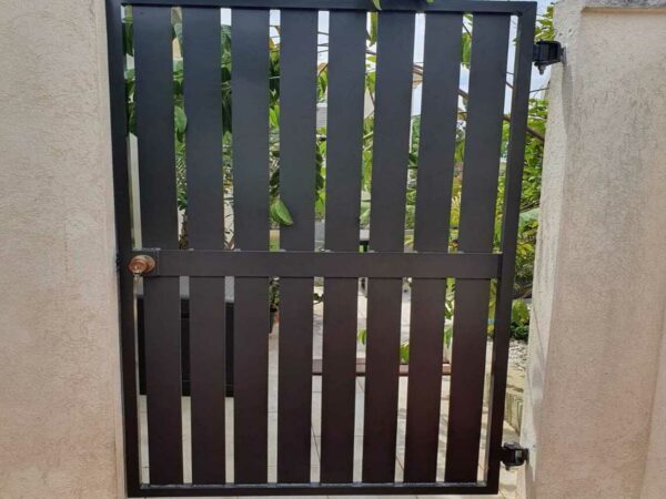 Aluminum-Gate